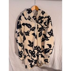 Women's Lafayette 148 of New York Size‎ Medium Dress Jacket Black and Cream